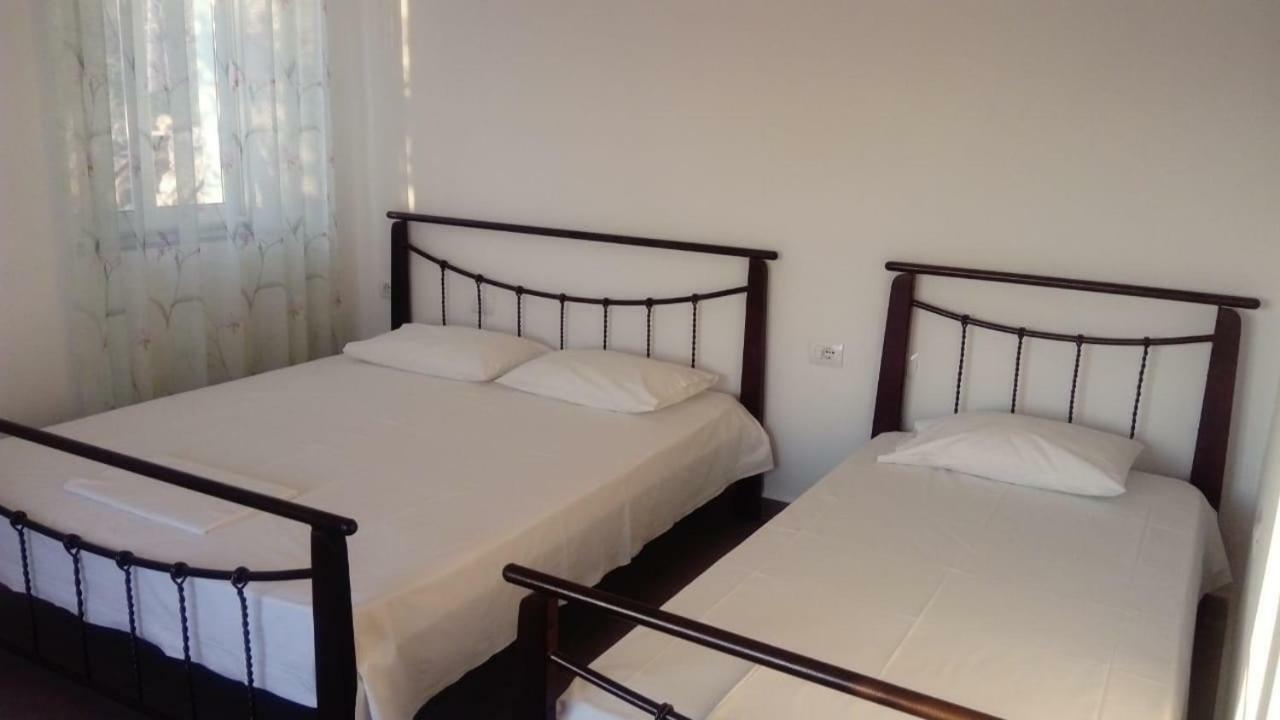 Valentina Rooms Qeparo Buitenkant foto
