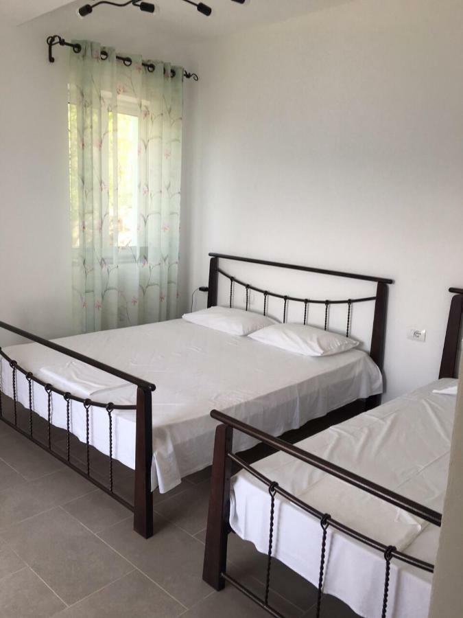 Valentina Rooms Qeparo Buitenkant foto